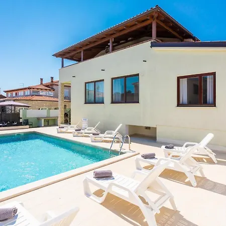 Casa Toni Large Private Pool Wifi