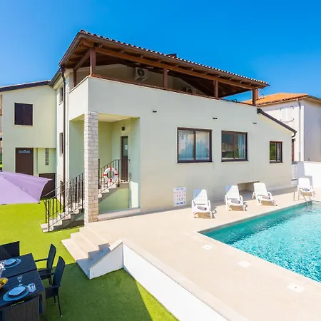 Casa Toni Large Private Pool Wifi *