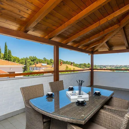 Casa Toni Вилла Valdebek