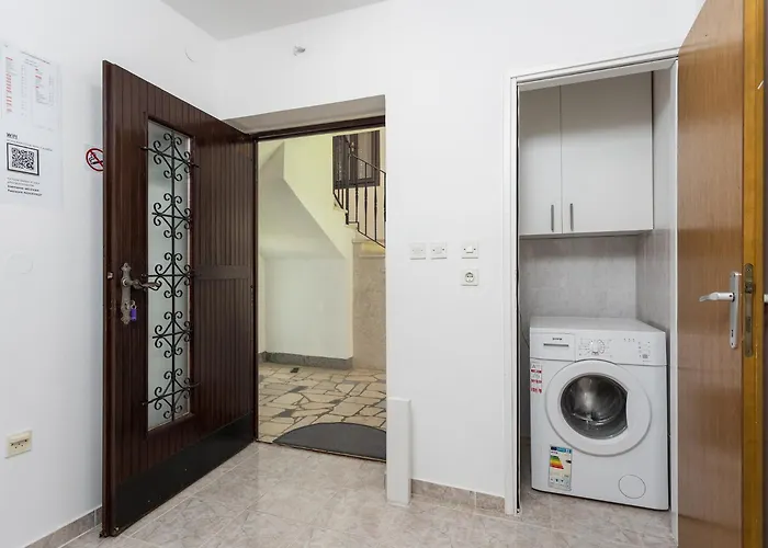 Casa Toni Large Private Pool Wifi Valdebek